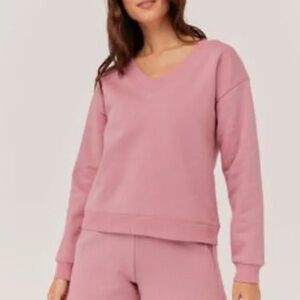 Pact Women’s Courtside V Neck Pullover Sweatshirt Organic Cotton in Pink Medium